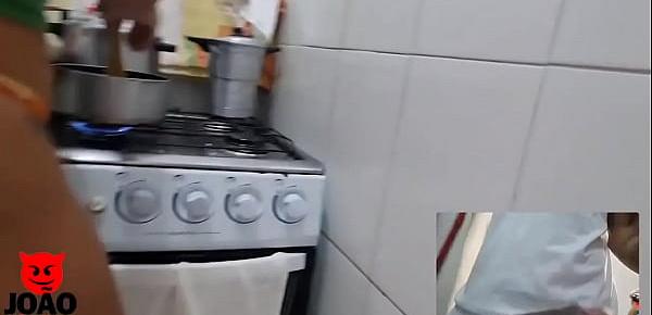  JoaoOSafado Fudendo na Cozinha com a Suzy Anderson ( Completo em httpsjoaoosafado.vip e no RED )